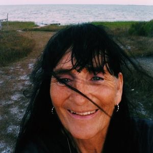 Meet your Posher, Bambie